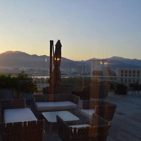 Luxury Condo On The Marina Puerto Vallarta Exteriör bild